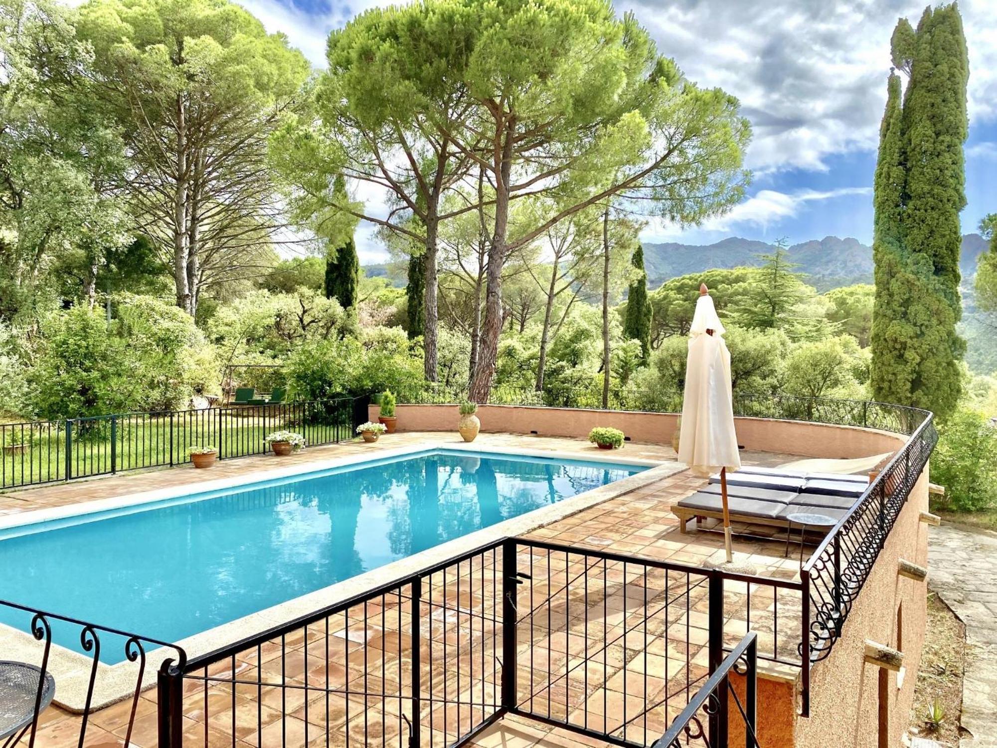 Casa Del Cielo Costabravasi *